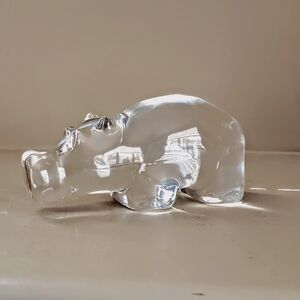 Glass Hippopotamus Figurine/Paperwight